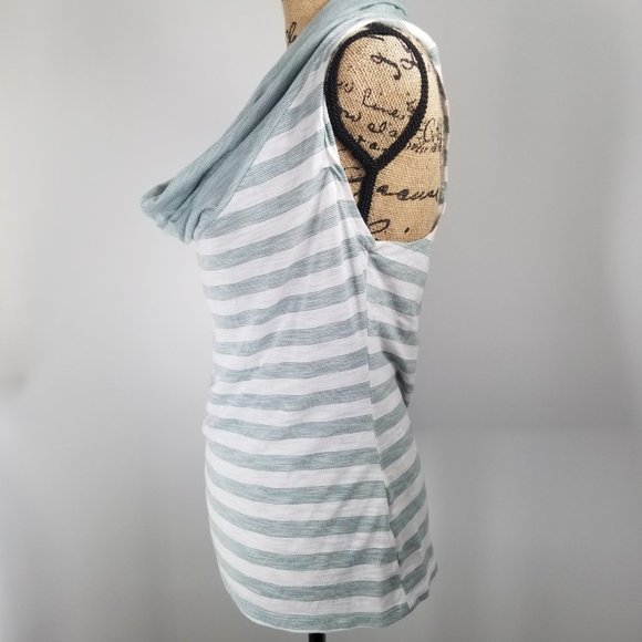 Converse Sleeveless Striped Cowl Neck Top - Picture 3 of 8